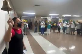 Joanna tuvo que someterse a hemodiálisis e ingresar a la lista de espera debido a su enfermedad renal.