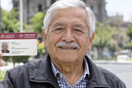 Adultos mayores de 60 años con credencial INAPAM pueden acceder a opciones laborales en Walmart y Bodega Aurrerá mediante el programa de Vinculación Productiva.