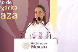 La mandataria propuso establecer un acuerdo colectivo para que quienes ingresaron en el actual semestre permanezcan en las aulas.