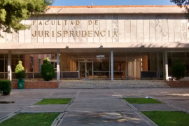 El director de la Facultad afirmó que el caso puede ser analizado cuando existe una denuncia.