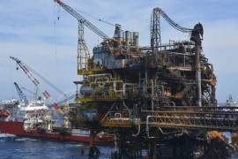 Mientras, la operación contra Venezuela y el cierre del grifo petrolero hacia Cuba “es una extensión de la misma lógica para ir contra la dictadura cubana”.