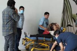 La afectada compartió imágenes del momento en que recibió atención tras el incidente ocurrido el 17 de julio en Galerías Laguna.