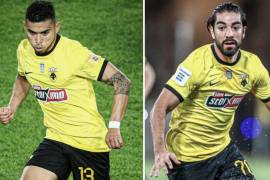 Pineda y Pizarro formaron parte de la plantilla ganadora de AEK este lunes.