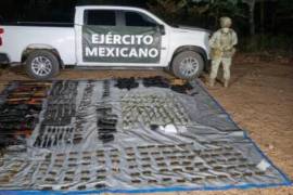 También aseguraron 22 vehículos, entre ellos un tractocamión y seis motocicletas.