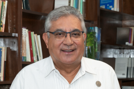 Alfonso Cepeda Salas informó que el sindicato impulsa una iniciativa para prevenir y sancionar la violencia escolar.