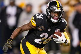 Le'Veon Bell afirma que Roethlisberger siempre quiere hacer las cosas a su manera