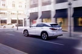 Lexus presenta un lujoso SUV de siete plazas