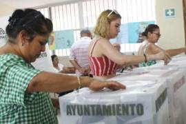 Desde las 7:30 horas fueron instaladas las sesiones permanentes de los consejos locales | Foto: Especial