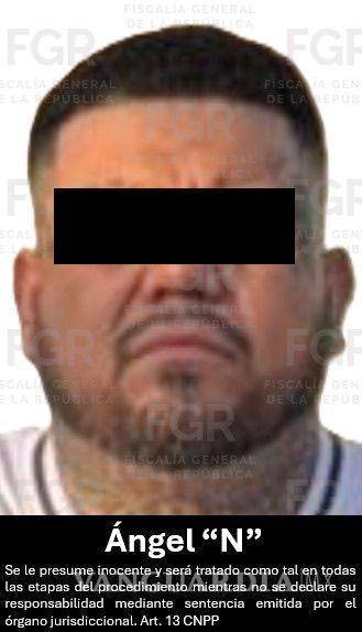 $!Vinculan a pareja por posesión de armas y narcóticos, en NL