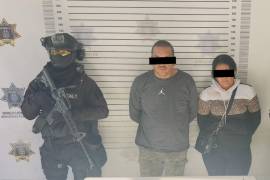 Elementos de distintas corporaciones participaron en la persecución que concluyó con la detención de Federico “N”, de 44 años, y Yessica Janeth “N”, de 34 años.