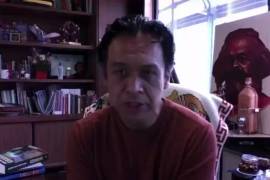 A más de 70 horas de que la SEP informó su remoción, Marx Arriaga se mantiene en las oficinas y realiza transmisiones de “24 horas” sobre la NEM y los libros de texto.