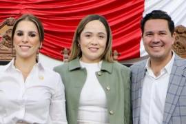 La diputada Edith Hernández Sillas (al centro) destacó la importancia de mantener una condición física adecuada para el desempeño de los agentes del orden.