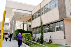 La recién nacida permanece bajo atención médica especializada en la Clínica 11 del IMSS, en Piedras Negras.