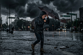 Para el clima de las próximas semanas se ha viralizado el pronósitoc de lluvias intensas para diversas regiones de México, las cuales han denominado como ‘tormenta negra’.