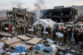 El ataque del lunes, que Pakistán justificó como un golpe a un depósito de municiones, terminó con la vida de decenas de adolescentes y pacientes bajo tratamiento.