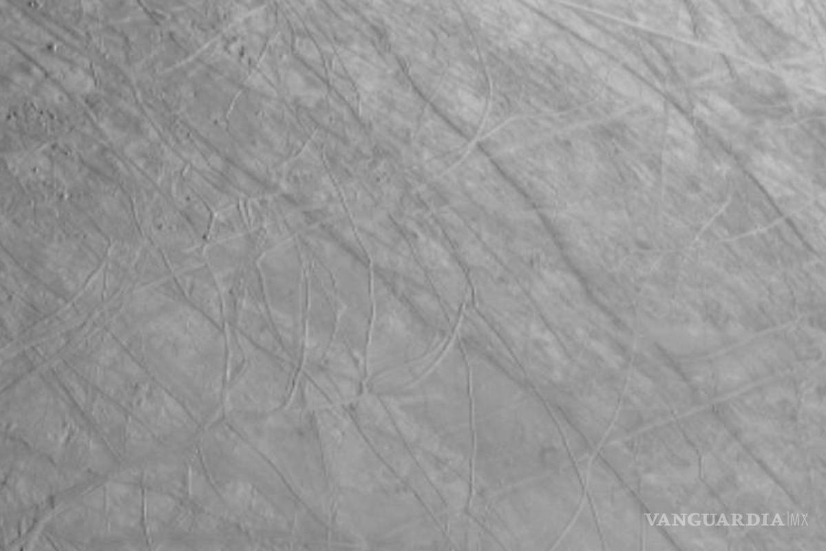 Sonda espacial Juno realiza el sobrevuelo más cercano a la luna Europa de Júpiter en más de 20 años