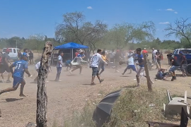 La final regional entre Sabinas y Nueva Rosita terminó este domingo en una riña en los campos de La Sabinada, en Múzquiz.