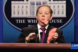 Melissa McCarthy regresa como “Spicey” en Saturday Night Live