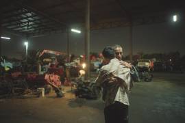 ‘En el camino’ de David Pablos busca la belleza de las relaciones entre hombres en el norte de México