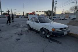 El choque ocurrió en el cruce del periférico con la avenida de Las Torres, en la colonia Satélite.