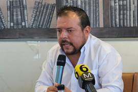 Gerardo Calvillo, dirigente del PVEM en Torreón, pidió investigar presuntas irregularidades en la distribución de agua mediante pipas en Villas Zaragoza.