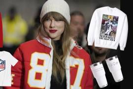 ¿Cuál vas a comprar? ‘Se Contagian’ en Saltillo de la fiebre Taylor Swift-NFL y ofertan productos en redes