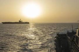 Al menos cinco de los buques cisterna transportaban hasta 4 millones de barriles de petróleo.