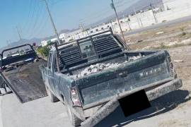 La corporación realiza recorridos permanentes de vigilancia para combatir el depósito ilegal de residuos en arroyos y lotes baldíos.