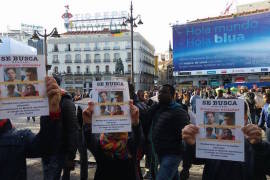 Mexicanos en España pegan carteles de “Los Porkys”