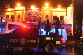 Rescatan a 19 mujeres de centro nocturno &quot;Curazao&quot;; hay 28 detenidos