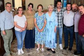 Integrantes de la Asociación de Comerciantes del Centro Histórico de Saltillo sostuvieron una reunión para definir los detalles de la segunda edición de los galardones.