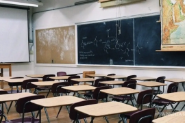 El pasado 11 de febrero, sobre la calzada Guillermo Prieto, colonia La Conchita, dos menores de edad protagonizaron una pelea durante el cambio de turno de la secundaria.