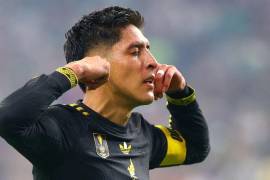 Edson Álvarez habría comunicado al West Ham su intención de salir durante este mercado de verano.