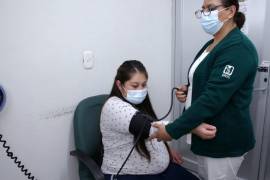 El Día Internacional de la Obstetricia y la Embarazada no solo celebra los avances en el cuidado de la salud maternal y fetal, sino que también resalta el papel crucial del IMSS.