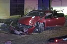 El auto quedó destrozado