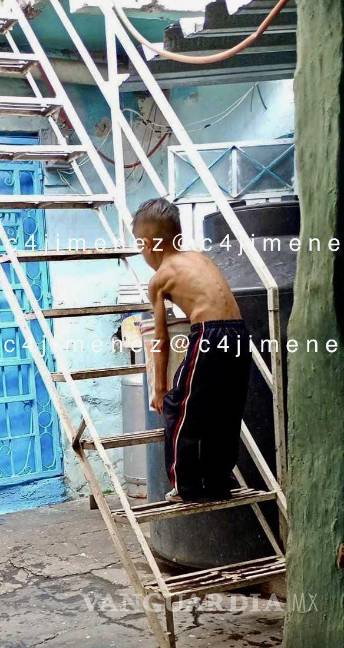 $!La madre de “Crucito”, Berenice “N”, recuperó su libertad tras casi un año presa por presunta complicidad en el homicidio del menor, mientras el proceso contra el padrastro continúa en curso.