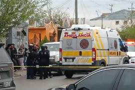 La escena fue asegurada por peritos para recoger indicios relacionados con el accidente.