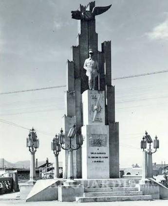 $!Así lucía en su antigua ubicación la estatua del aviador.