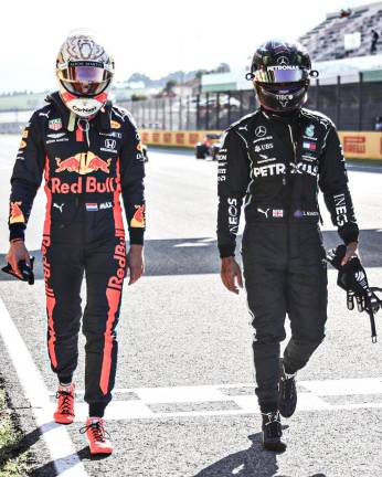 $!A solo dos carreras para terminar la temporada 2021 de la Fórmula 1, las asperezas entre el neerlandés Max Verstappen de Red Bull y el británico Lewis Hamilton de Mercedes continúan