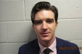 Arrestan al cantante Drake Bell por delitos contra menores