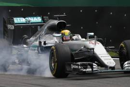 Hamilton marca el paso en Interlagos