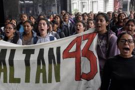 Ayotzinapa, cinco años de dolor e incertidumbre en imágenes
