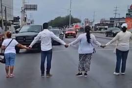 Los manifestantes reprocharon la falta de refuerzos federales y que los militares en Reynosa se atrincheran en sus cuarteles.