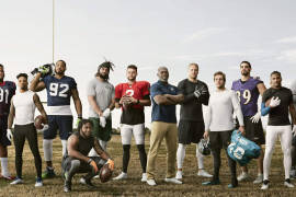 La campaña publicitaria de Verizon en el Super Bowl protagonizada por jugadores de la NFL que honran a los socorristas