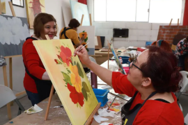 Las cuotas para participar en estos talleres van de 600 a 800 pesos, pero se aplican descuentos o condonaciones totales dependiendo del estudio socioeconómico.