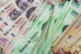 De acuerdo al reporte las remuneraciones de trabajadores y trabajadoras subieron a 9.9 billones de pesos. FOTO