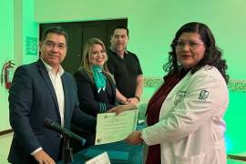 José Valeriano Ibáñez, delegado del IMSS en Coahuila, detalló los avances en la construcción de las nuevas unidades médicas.
