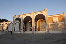 La explanada de la Rectoría de la UAdeC, será la sede del Mercadito San Valentín.