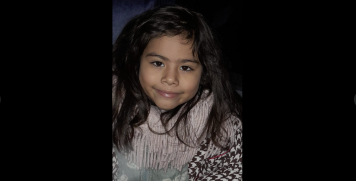 Carito, de cinco años de edad, lucha contra el cáncer desde los dos y actualmente recibe atención médica en Saltillo.