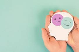 El doctor en psicología Juan Pablo Gualajára señala que pedir ayuda profesional y fortalecer redes de apoyo es clave para prevenir crisis emocionales.